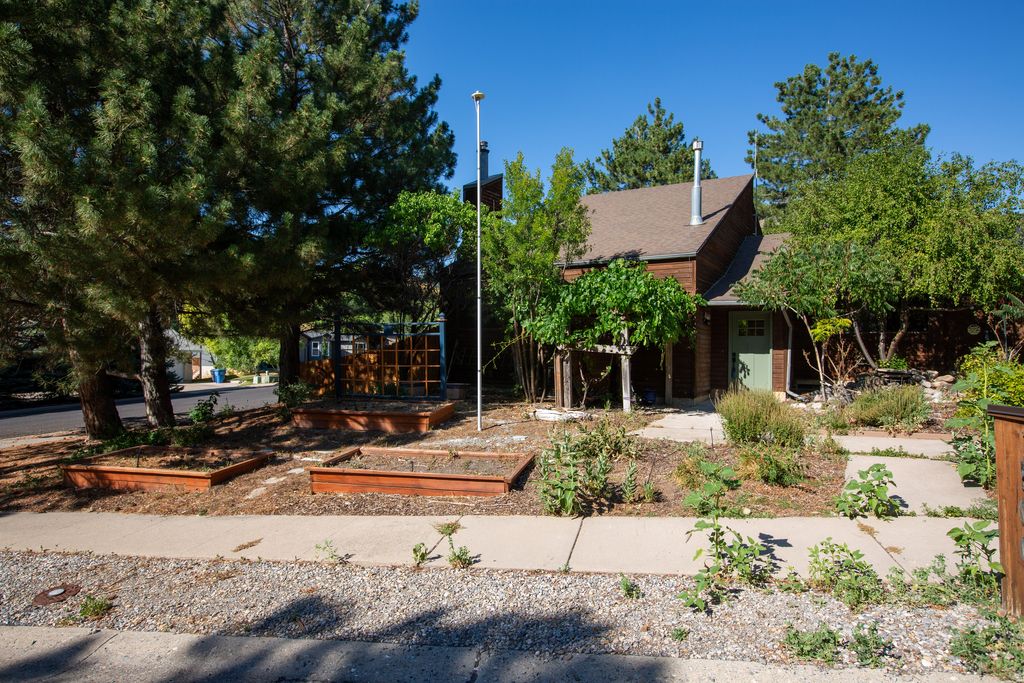 Photo of 1500 SUMAC DR, Logan, UT 84321 (MLS # 2172152)