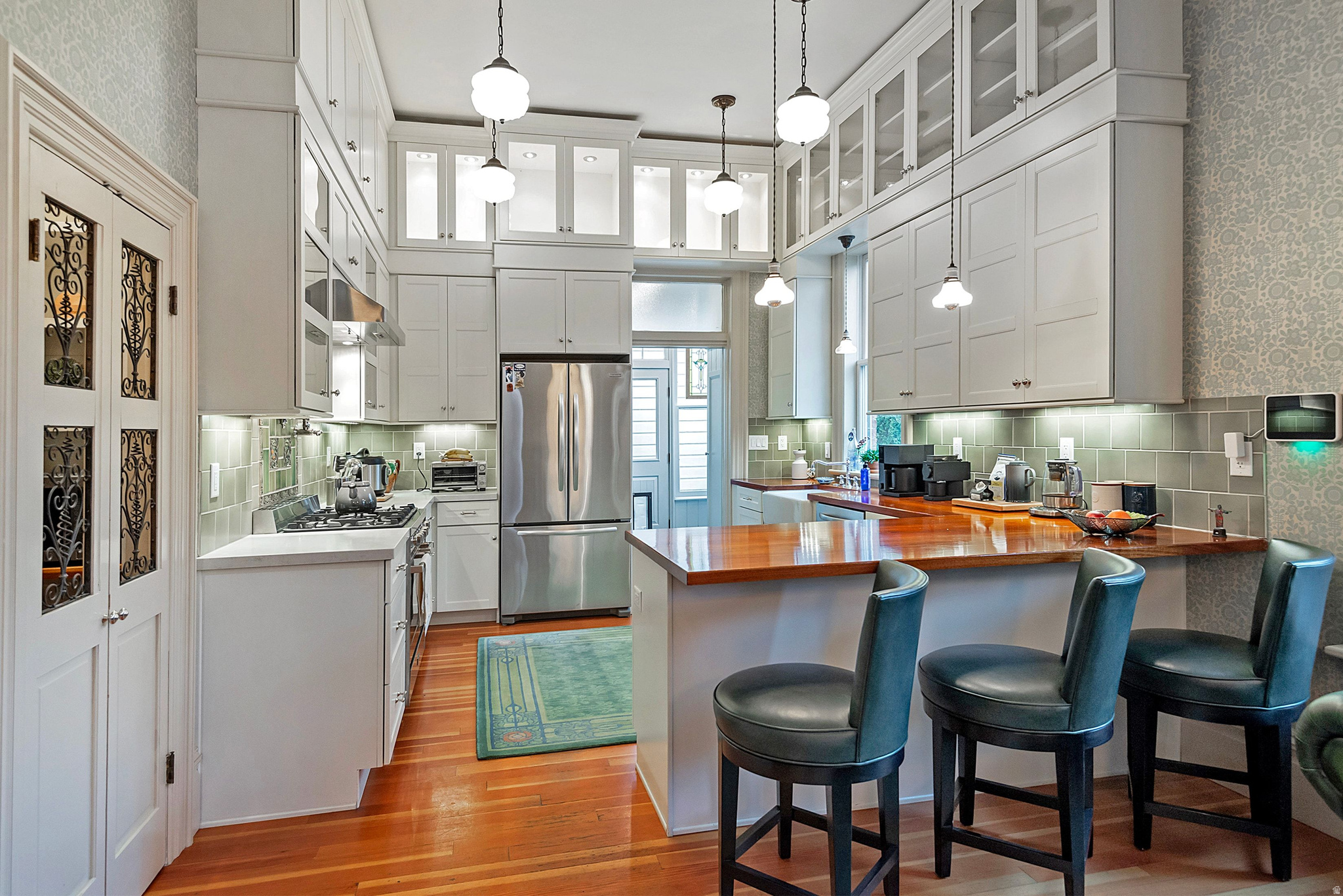 AVENUES HISTORIC - Residential