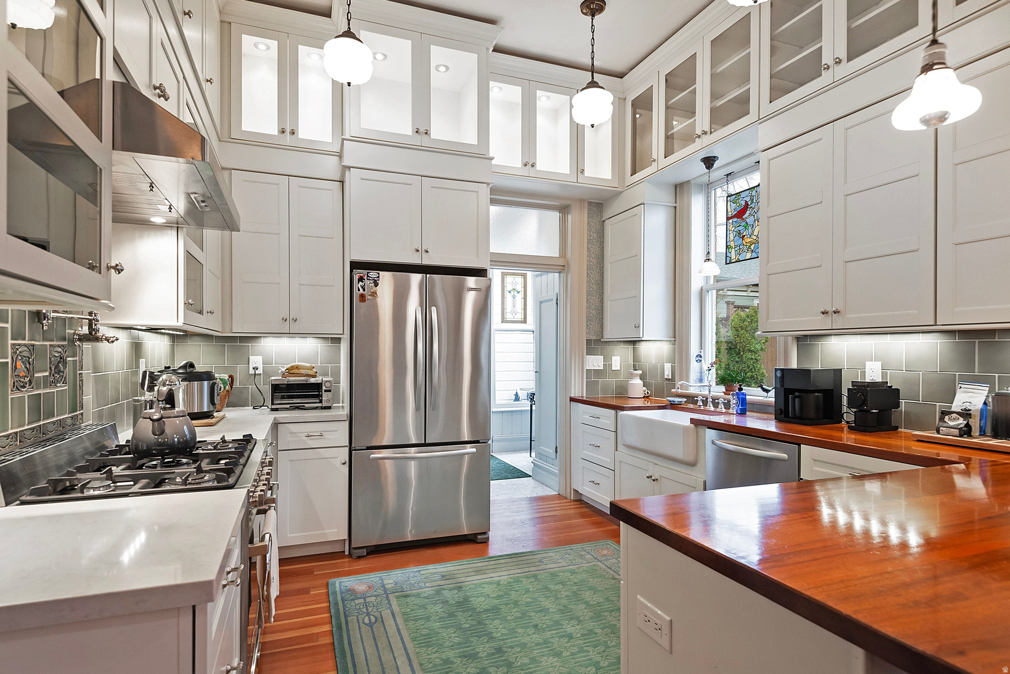 AVENUES HISTORIC - Residential