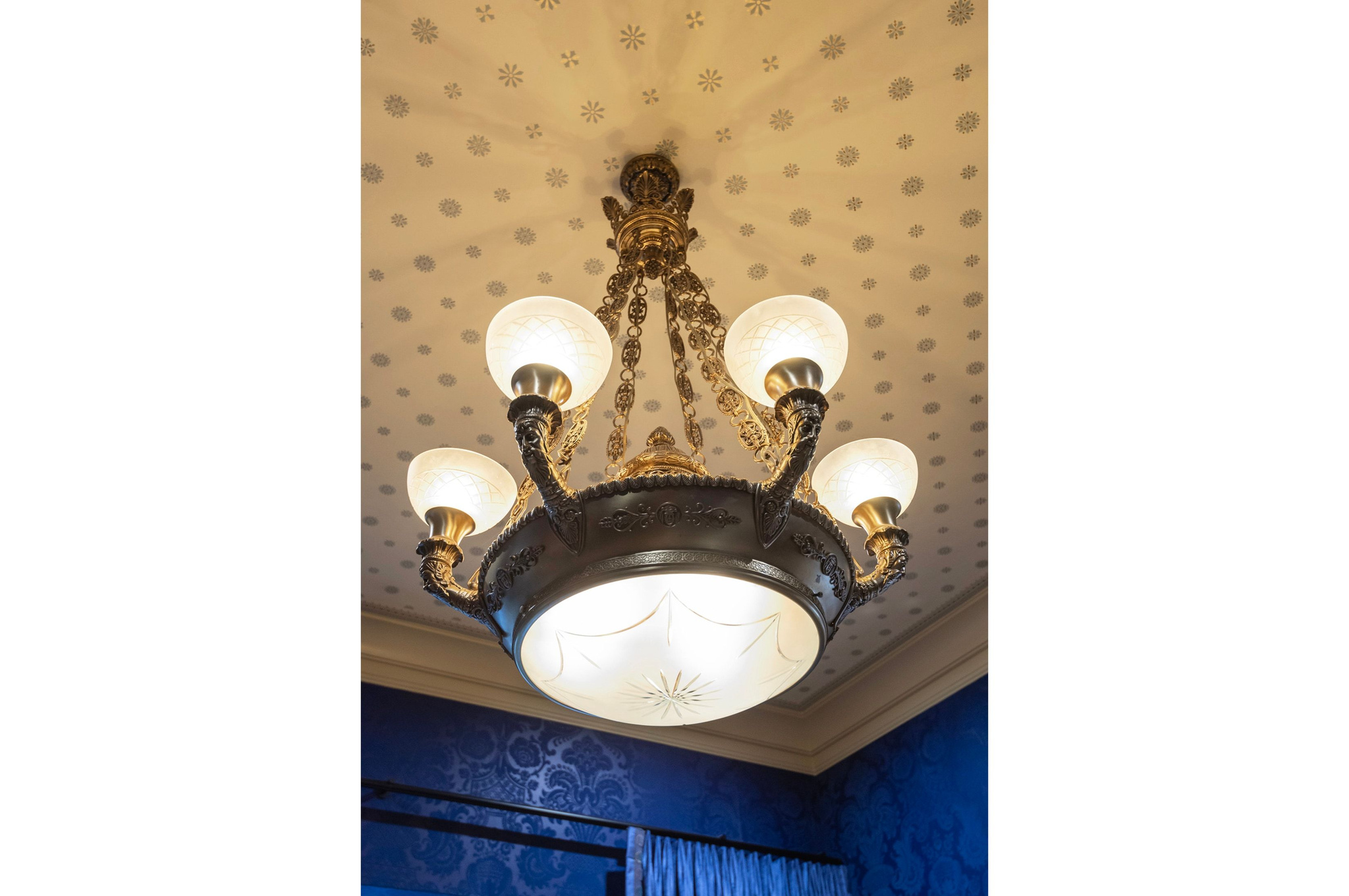 AVENUES HISTORIC - Residential