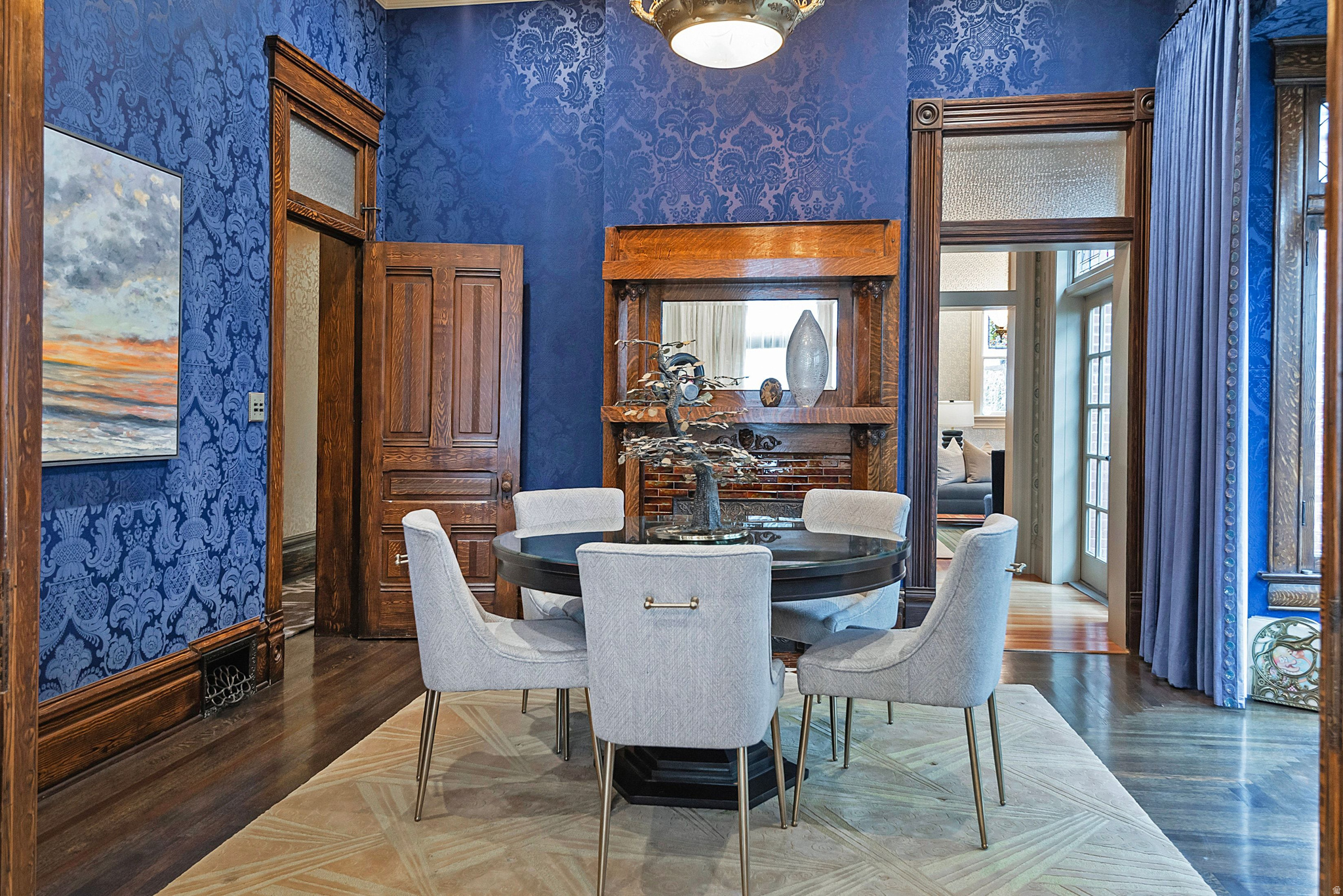 AVENUES HISTORIC - Residential