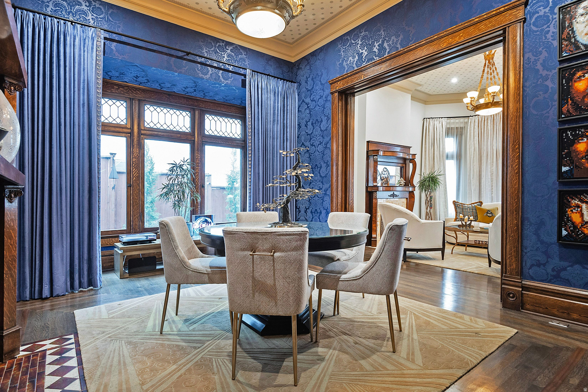 AVENUES HISTORIC - Residential