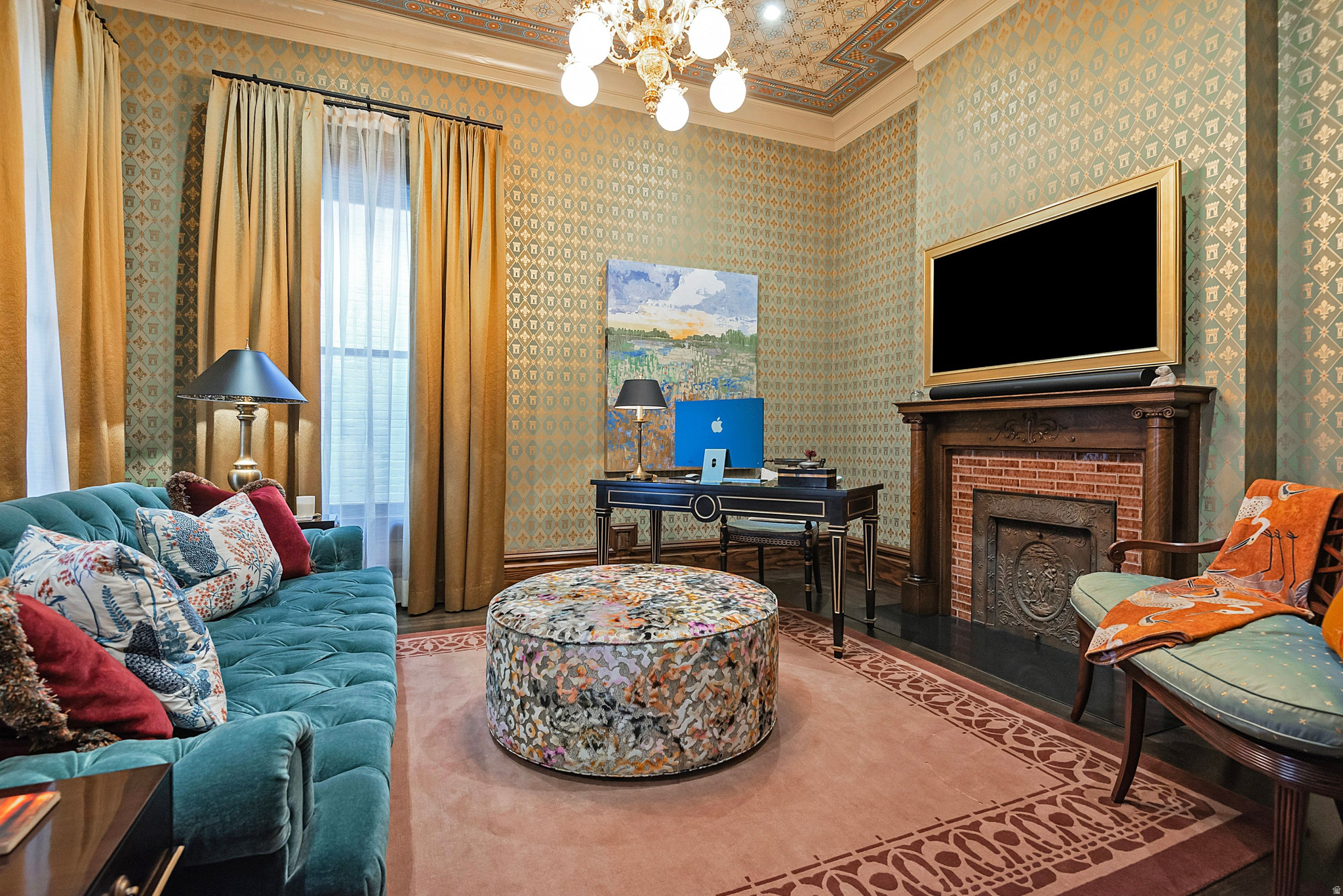 AVENUES HISTORIC - Residential