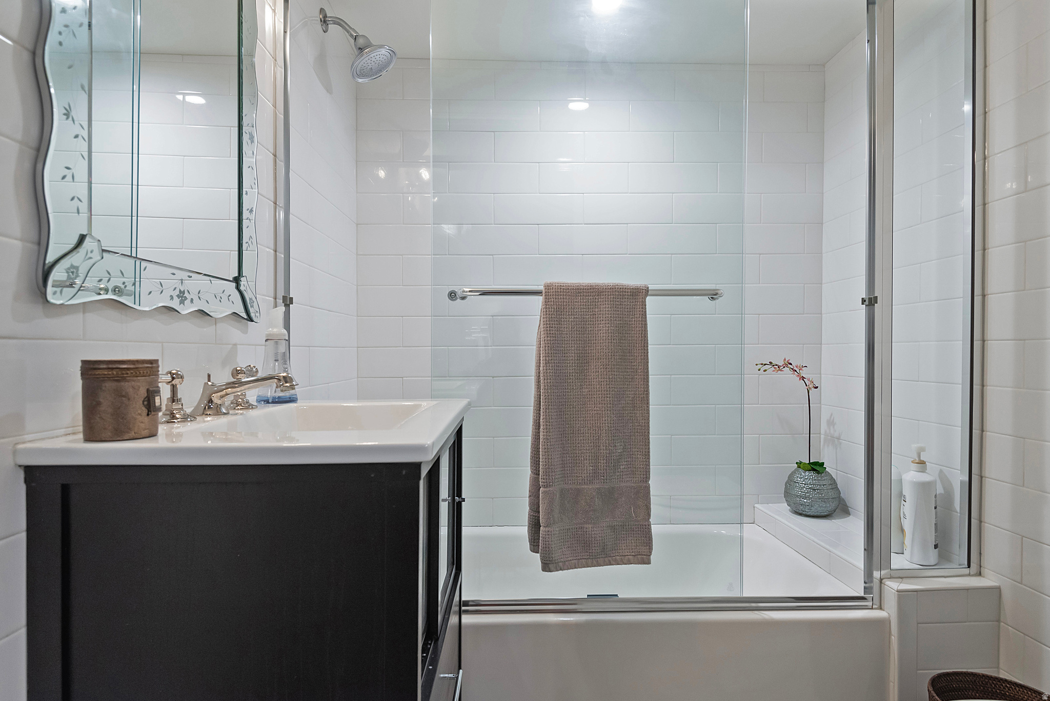 AVENUES HISTORIC - Residential