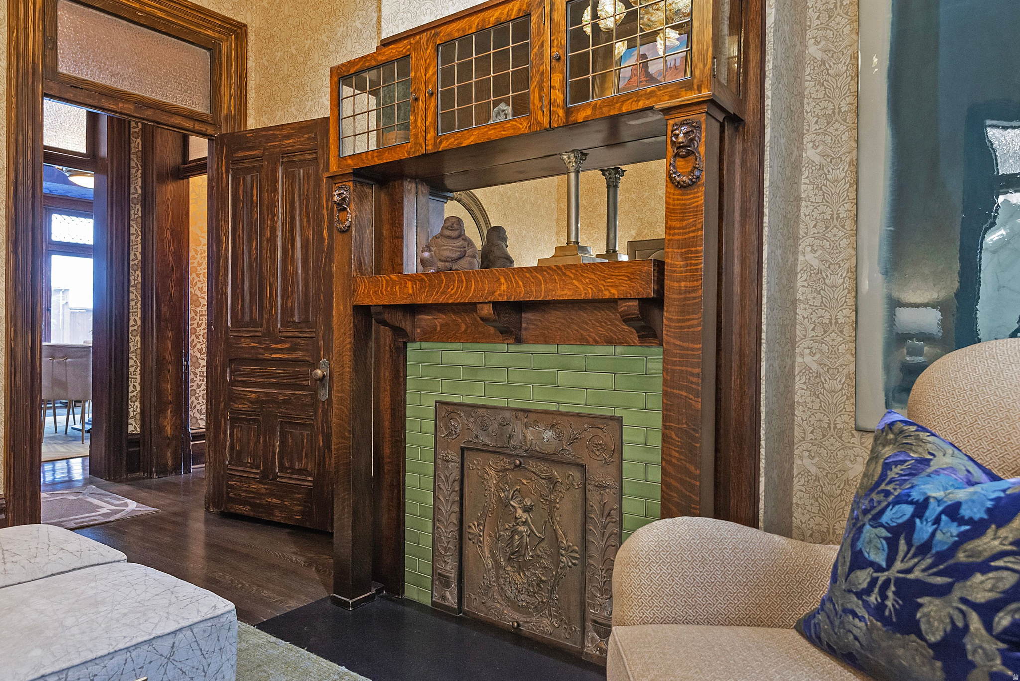 AVENUES HISTORIC - Residential