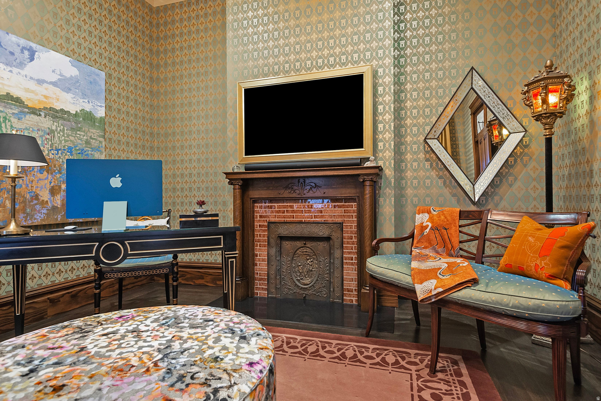 AVENUES HISTORIC - Residential