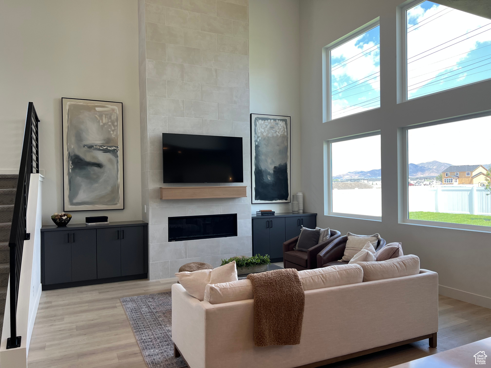 LAKEVIEW FIELDS - Residential