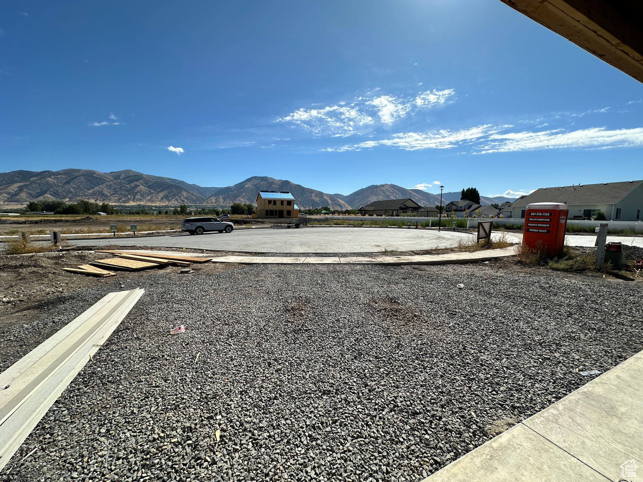 FIREFLY ESTATES - Residential