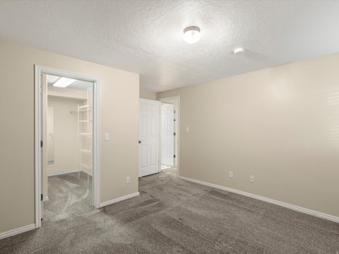 Tiny photo for 1177 W SHEPARD LN, Farmington, UT 84025 (MLS # 2127117)
