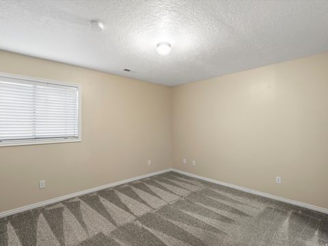 Tiny photo for 1177 W SHEPARD LN, Farmington, UT 84025 (MLS # 2127117)