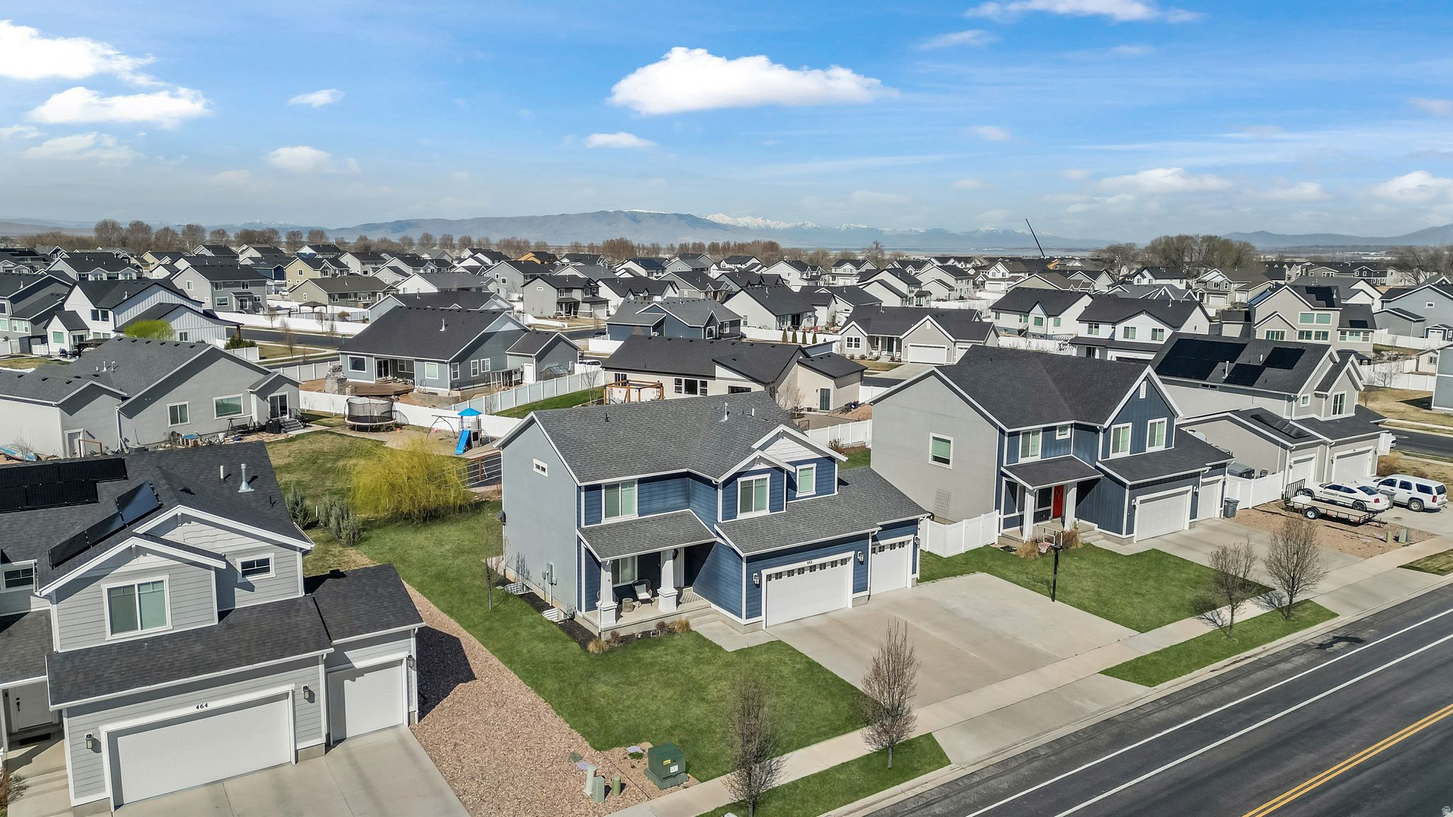 MAPLETON GROVE - Residential