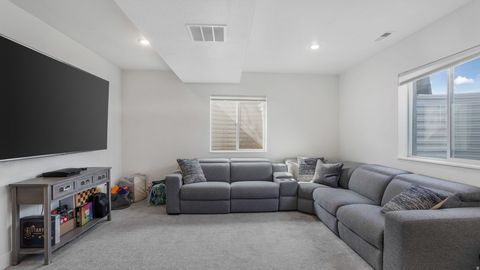 Tiny photo for 442 S DOUBLEDAY ST, Mapleton, UT 84664 (MLS # 2131074)