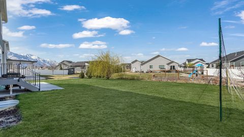 Tiny photo for 442 S DOUBLEDAY ST, Mapleton, UT 84664 (MLS # 2131074)
