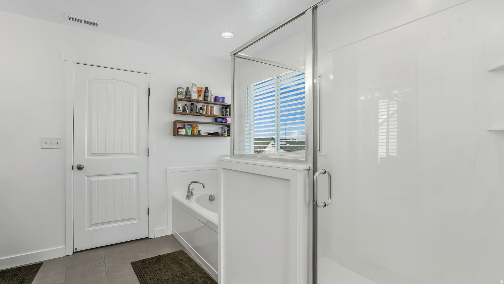 MAPLETON GROVE - Residential