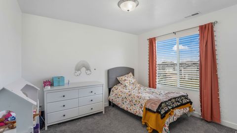 Tiny photo for 442 S DOUBLEDAY ST, Mapleton, UT 84664 (MLS # 2131074)