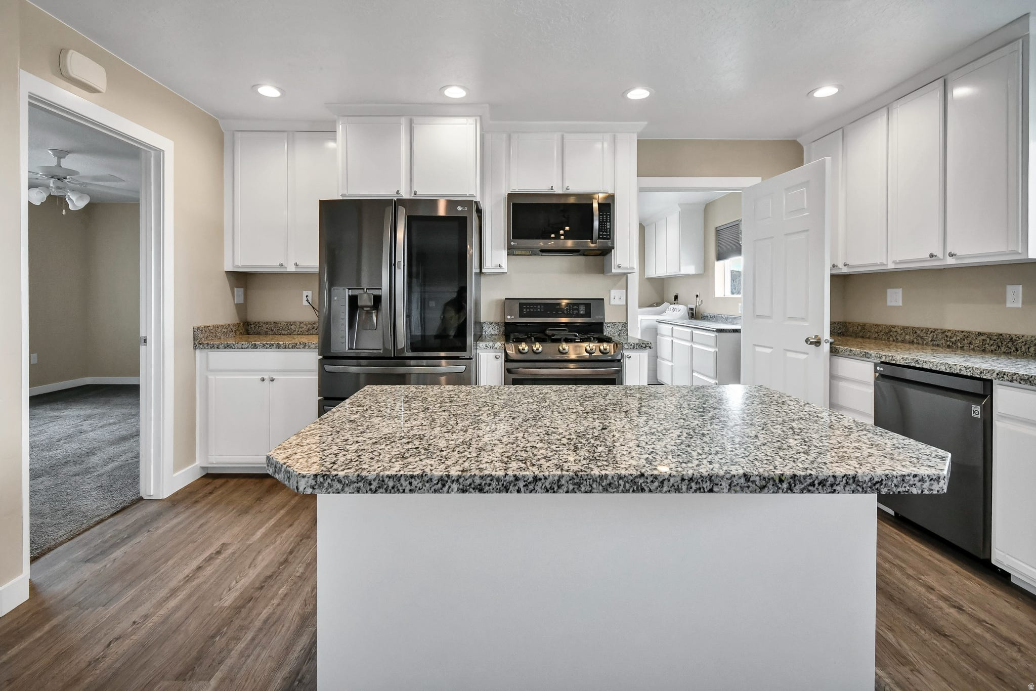 OAK MEADOW PHASE II AMENDED SUB - Residential