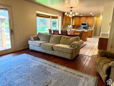 Tiny photo for 822 E SKYLARK DR, Spanish Fork, UT 84660 (MLS # 2187750)