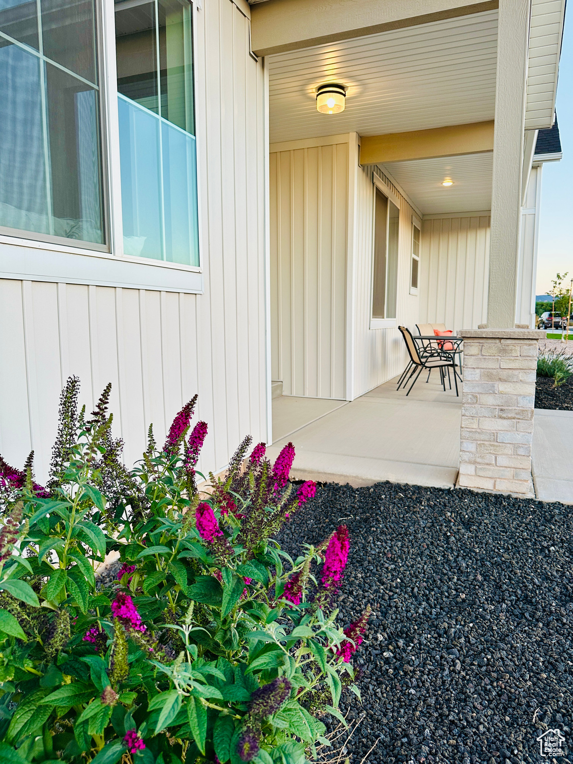 THE POINTE - Residential