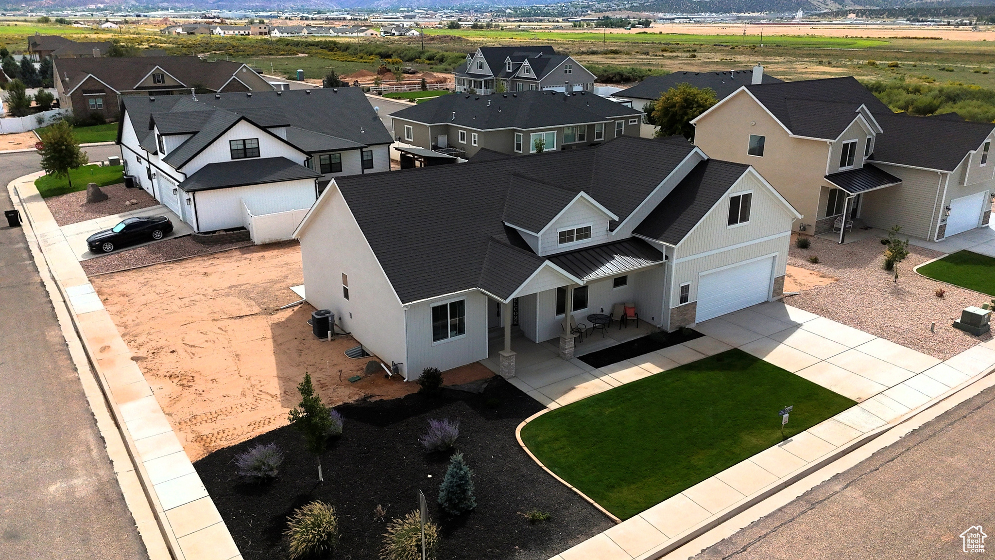 THE POINTE - Residential