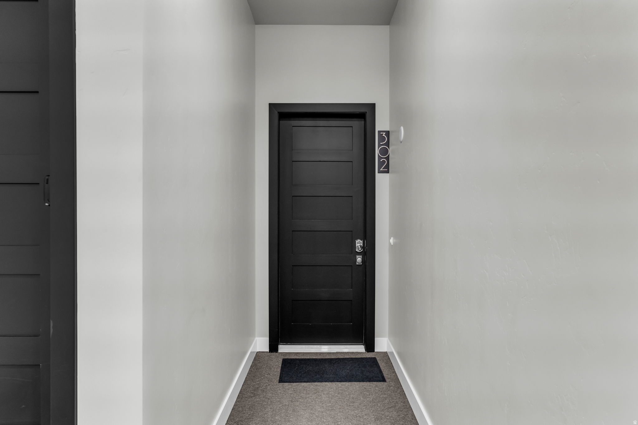 MAYFLOWER LAKESIDE - Residential