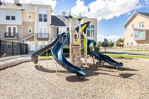 Tiny photo for 1058 S 2740 E, Spanish Fork, UT 84660 (MLS # 2142233)