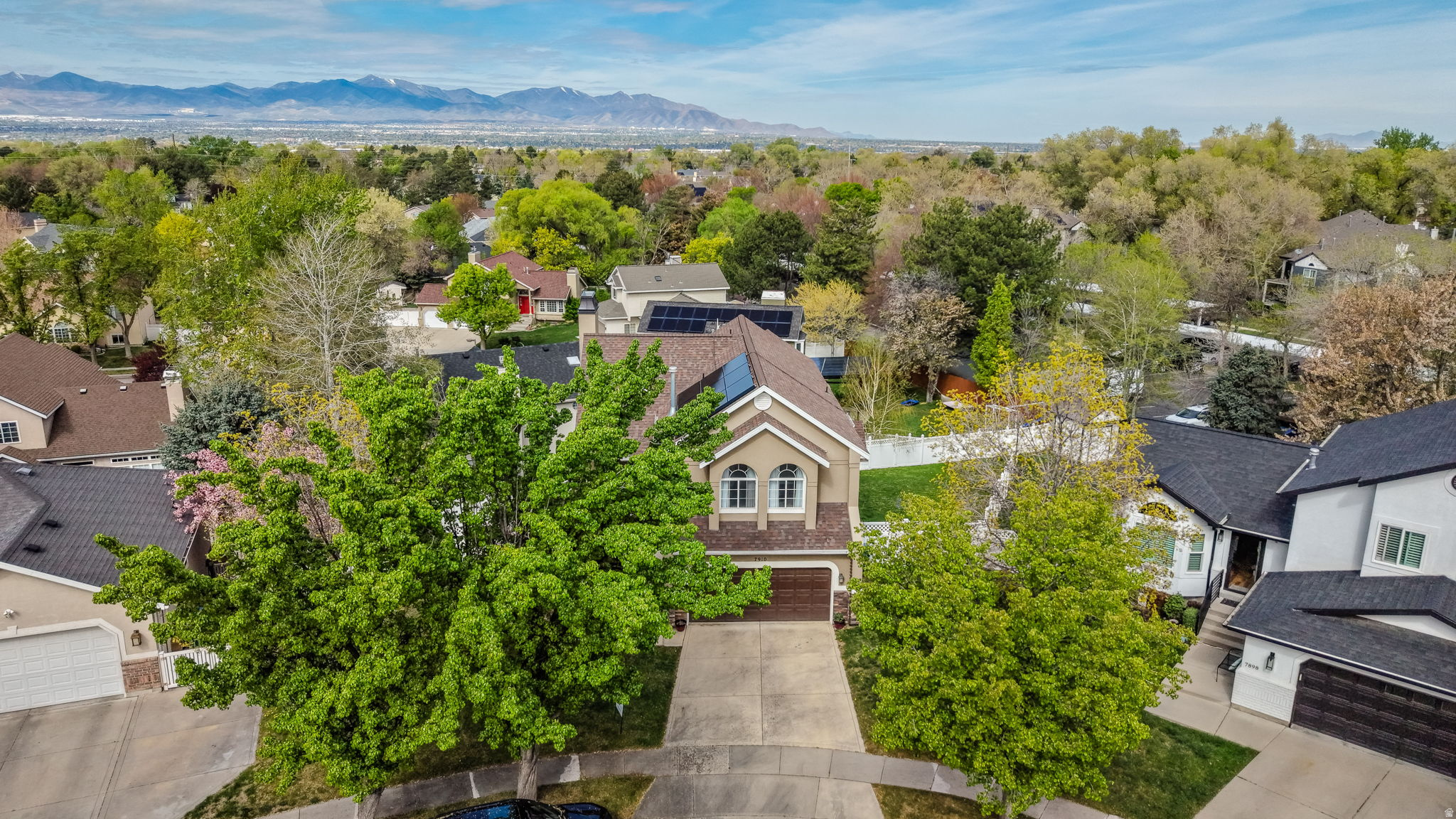 HIGH POINT - Residential