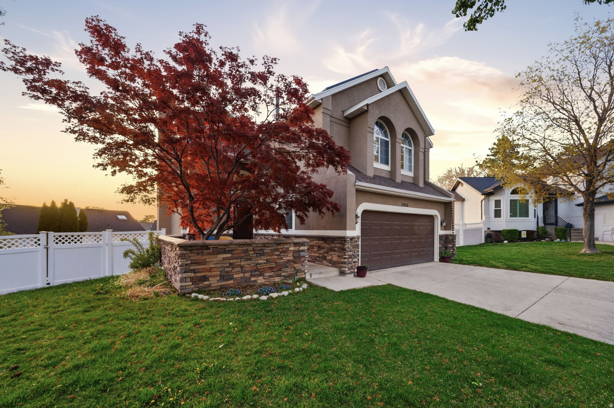 HIGH POINT - Residential