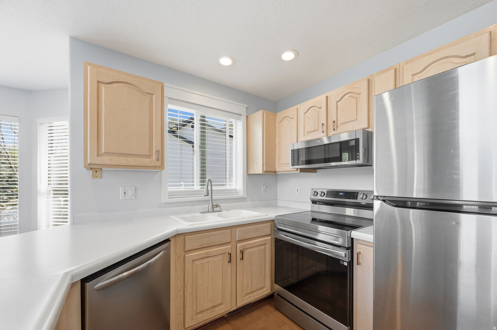 HIGH POINT - Residential