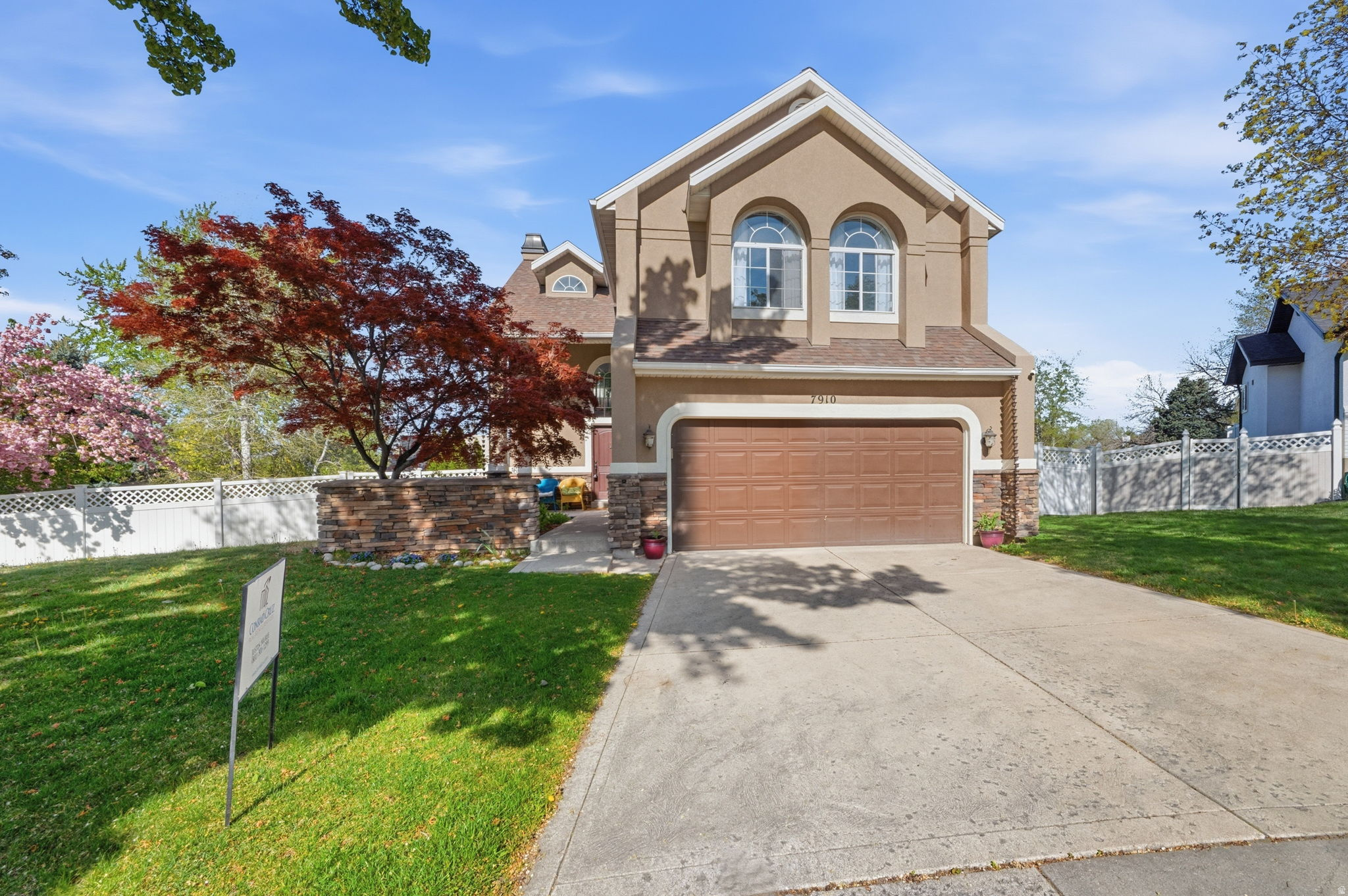 HIGH POINT - Residential