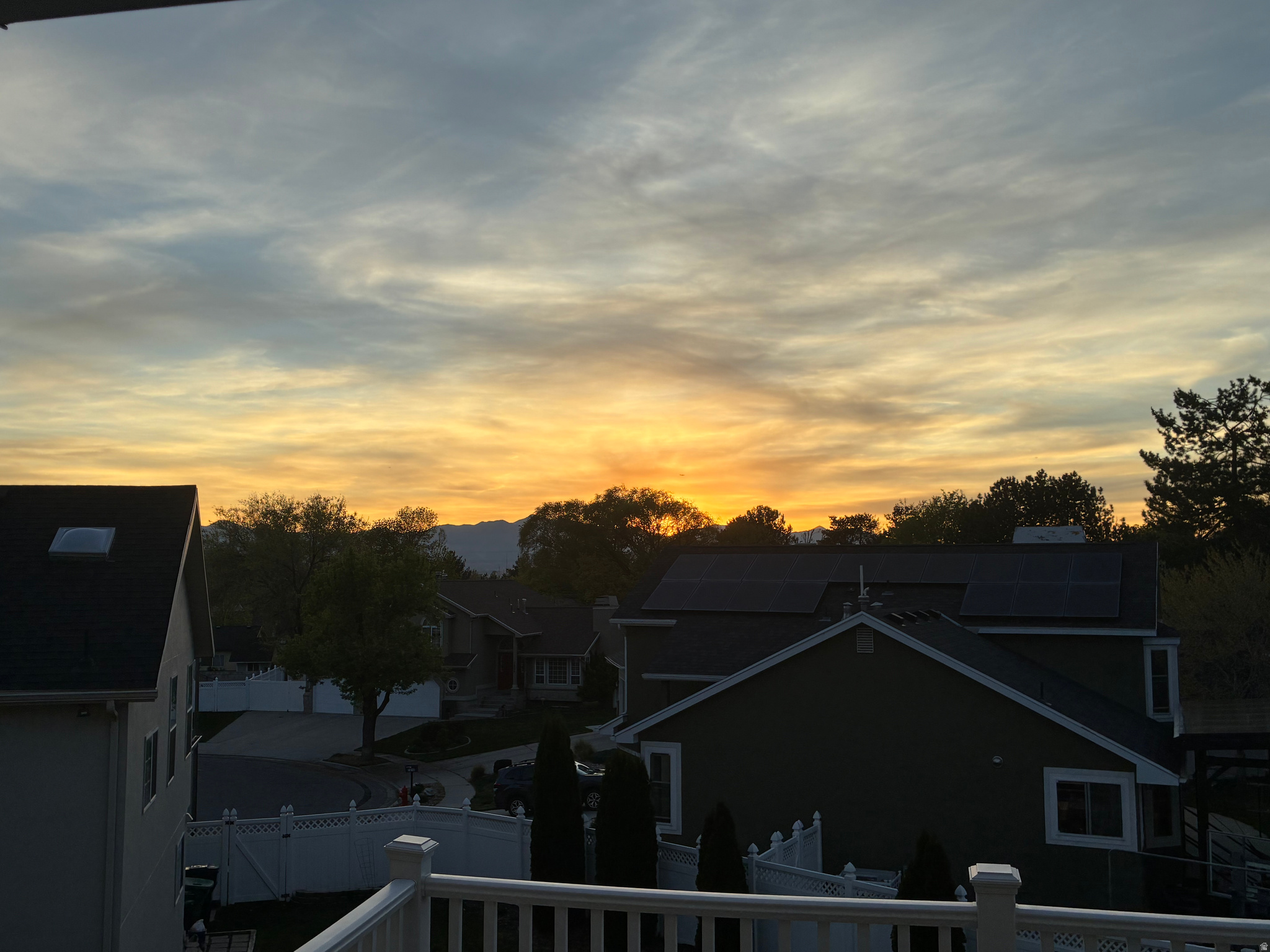 HIGH POINT - Residential