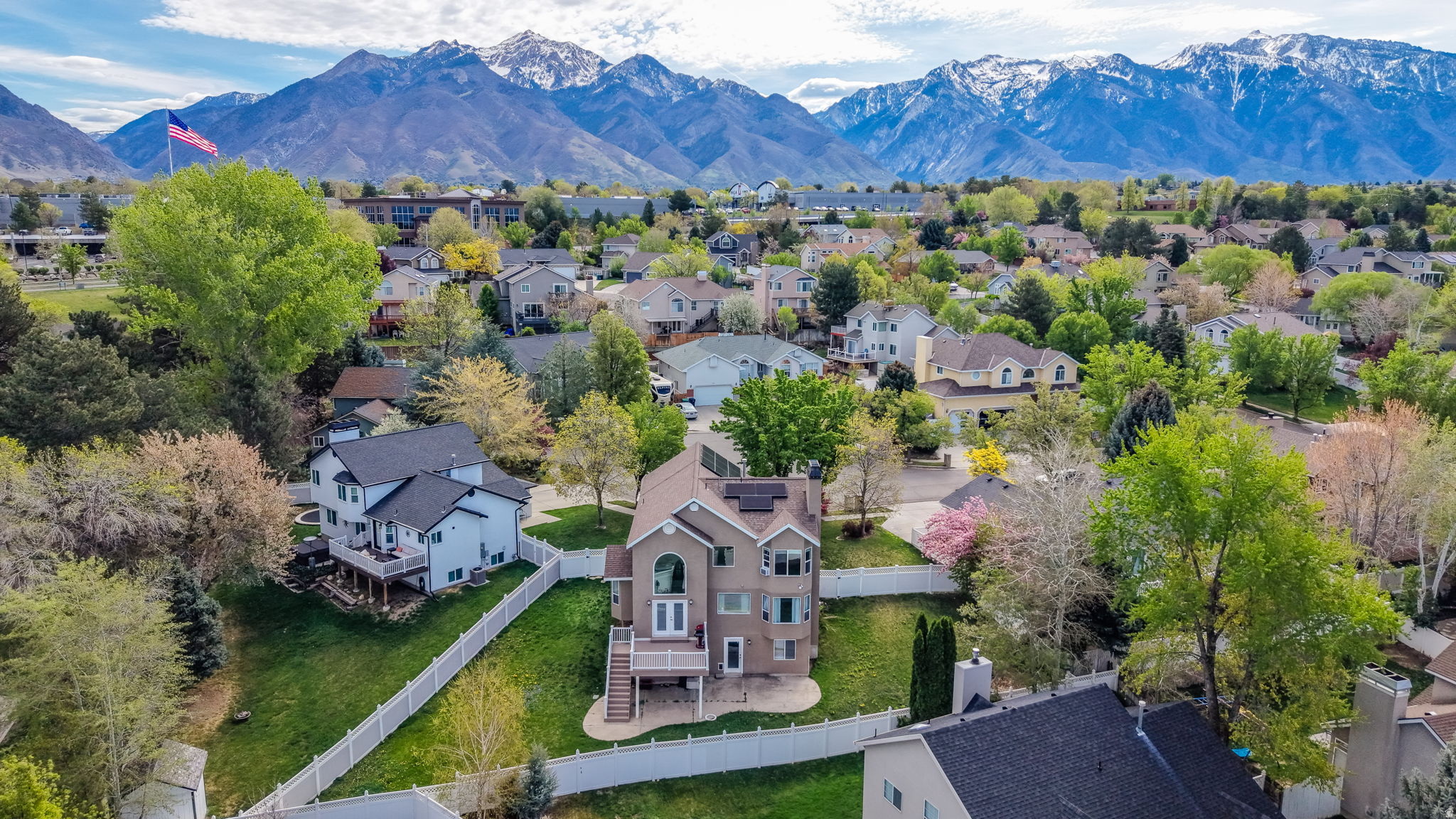 HIGH POINT - Residential