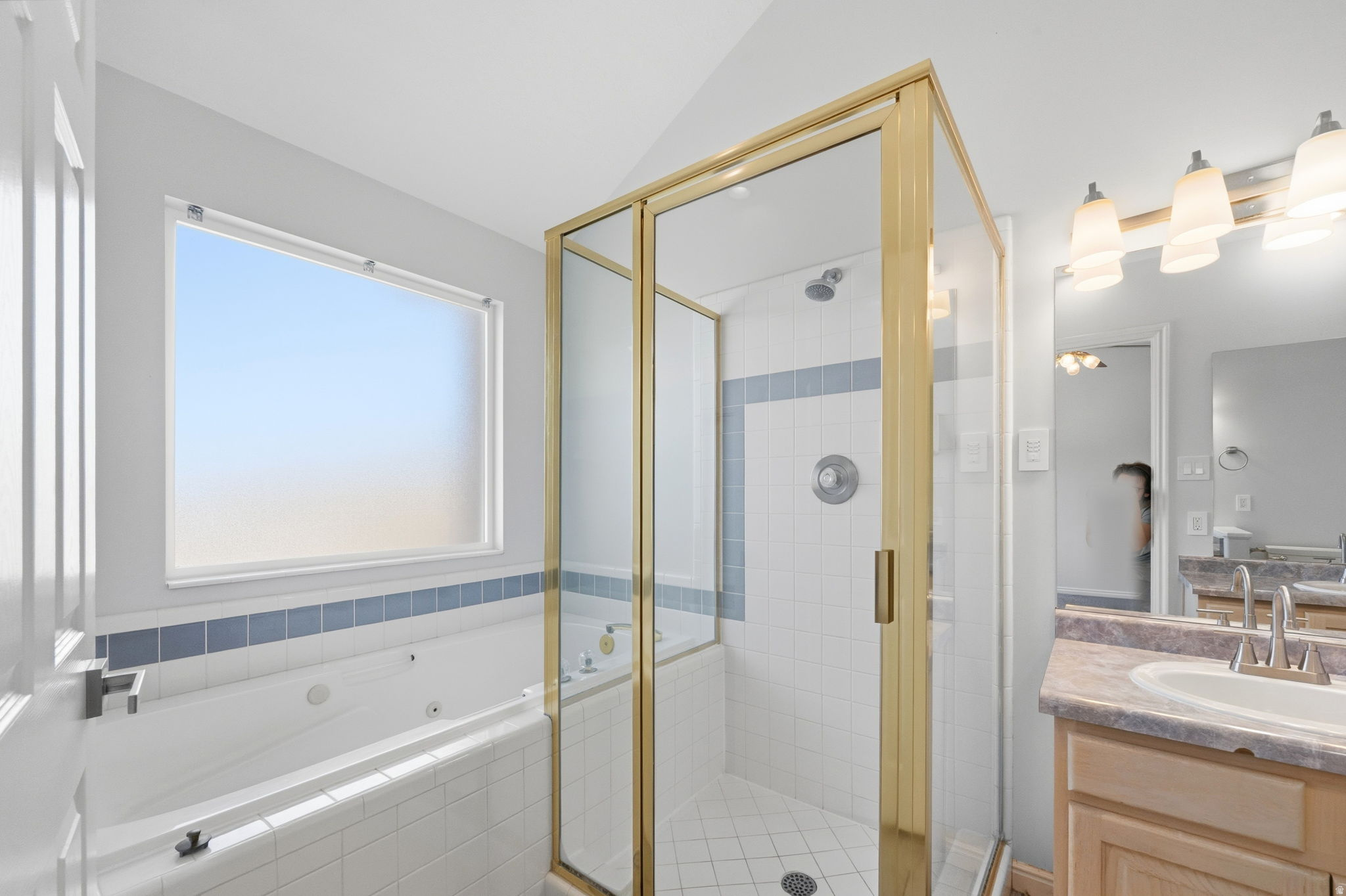 HIGH POINT - Residential