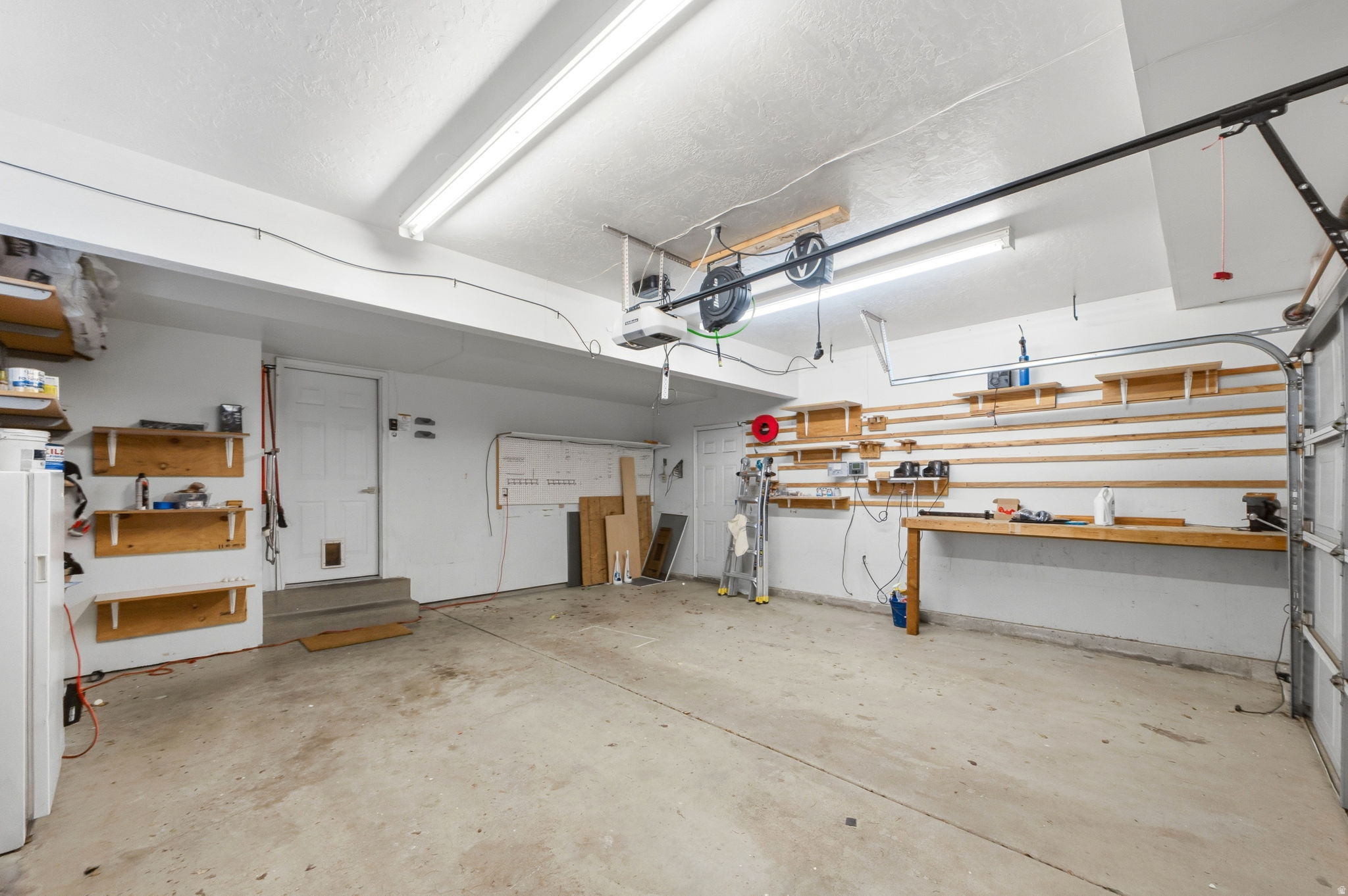 HIGH POINT - Residential