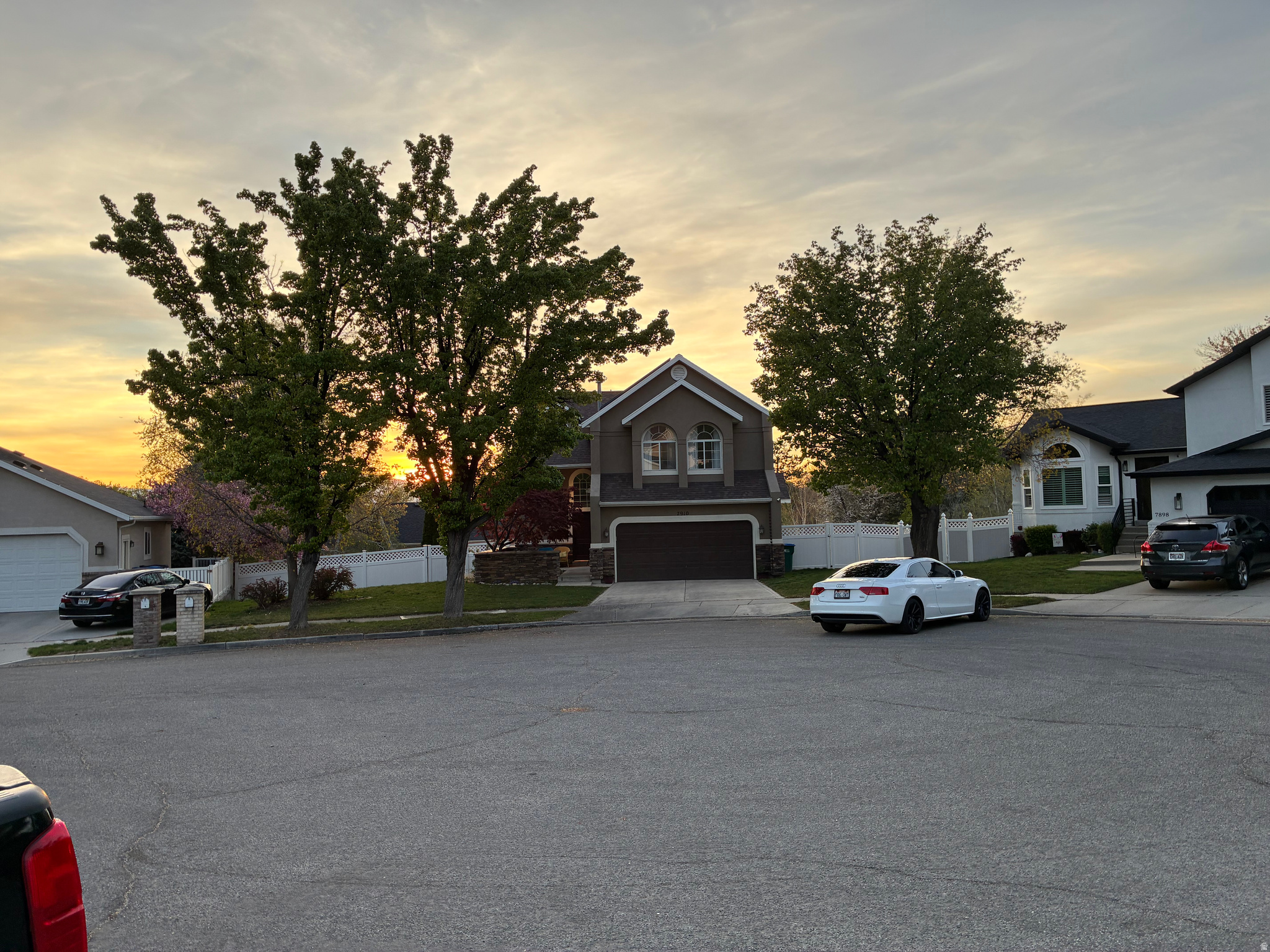 HIGH POINT - Residential