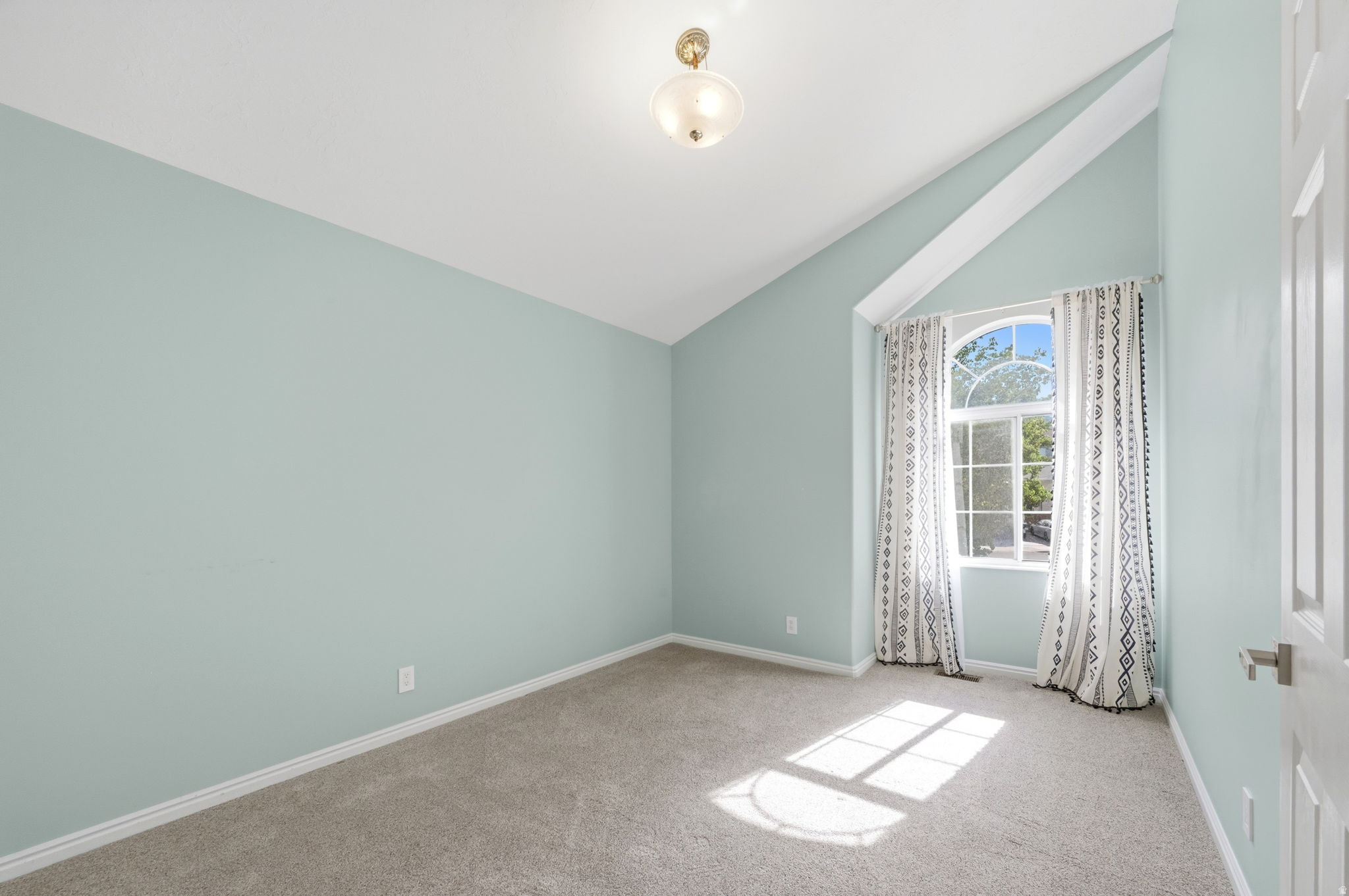 HIGH POINT - Residential