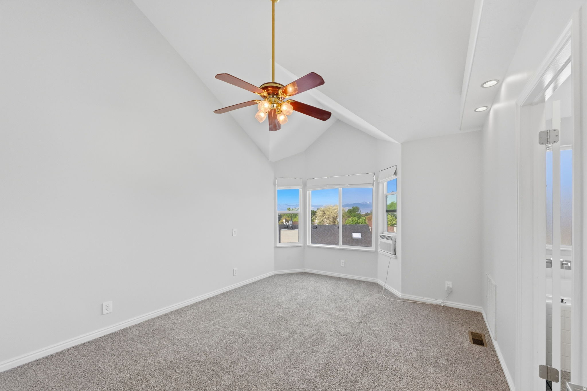 HIGH POINT - Residential