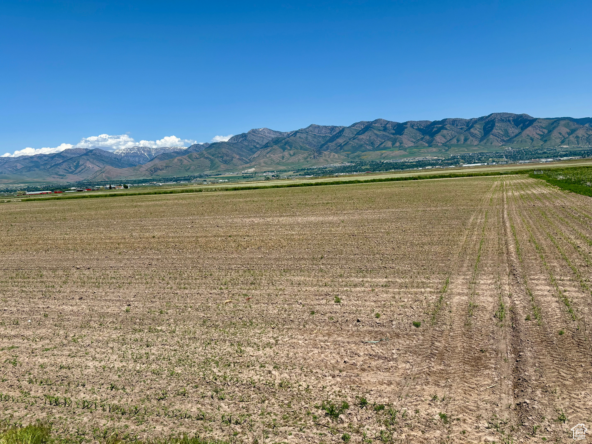 APPLIANCE LOT SPLIT - Land