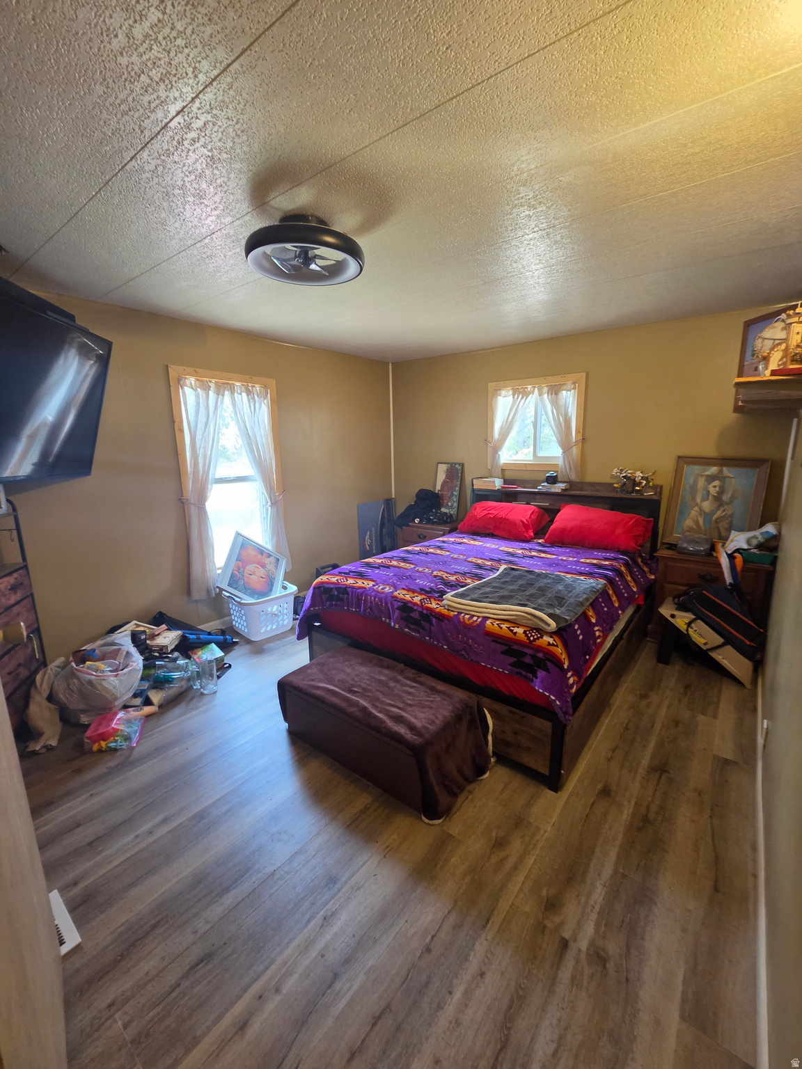 BANDANNA RANCH - Residential