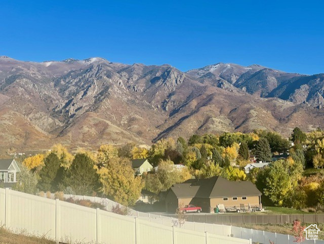 EASTRIDGE PARK - Residential