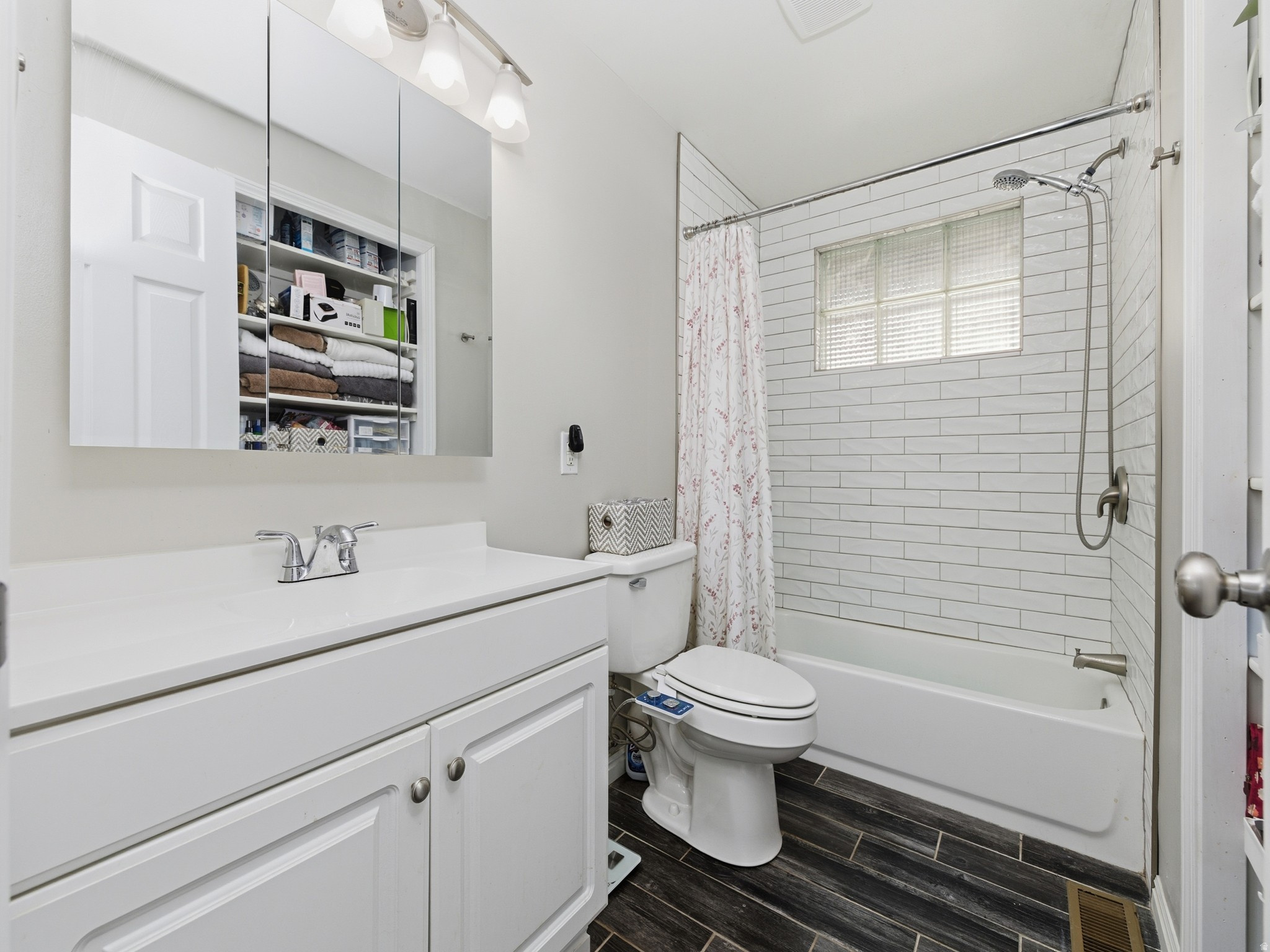 JAMARL ACRES #3 - Residential