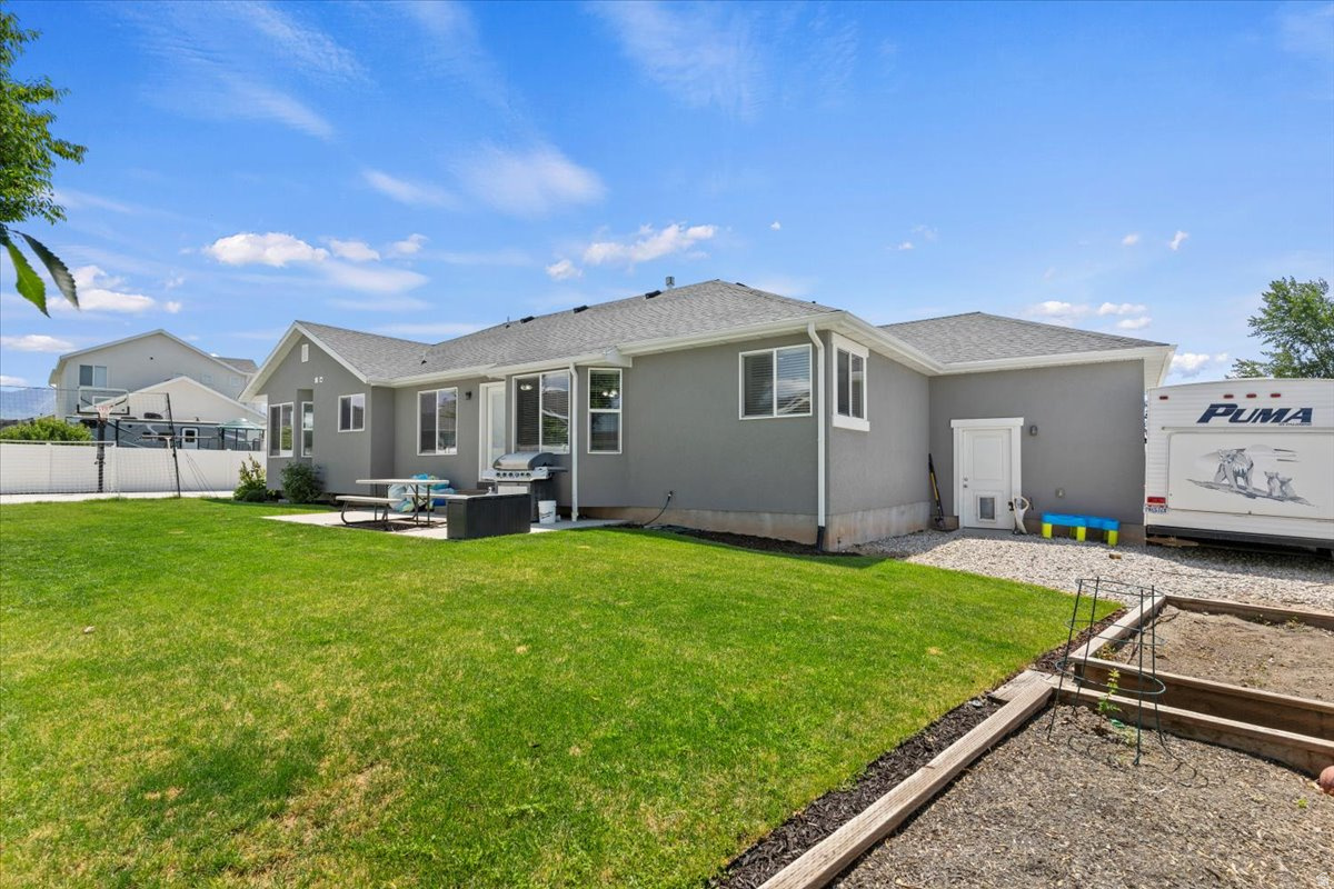 LAURELWOOD LAND PHAS - Residential