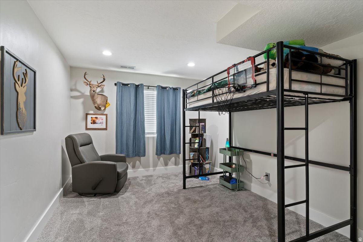 LAURELWOOD LAND PHAS - Residential