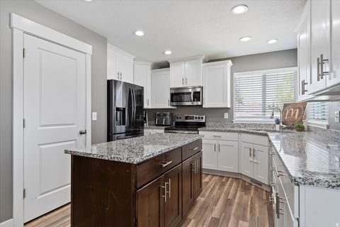 Tiny photo for 1628 W 1050 S, Syracuse, UT 84075 (MLS # 2156083)