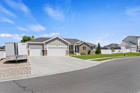 Tiny photo for 1628 W 1050 S, Syracuse, UT 84075 (MLS # 2156083)