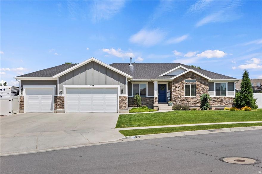 Welcome to your dream home! This spacious 3,214 sq ft gem, built in 2017 with six bedrooms, 3.5 baths, and thoughtful extras throughout. With a finished basement, it radiates modern warmth and ample space for daily life and entertaining. Main Level Features: A bright and inviting entryway leading into a vaulted great room with abundant windows and natural light. Open-concept kitchen with stainless appliances, granite countertops, center island, and adjacent dining area-perfect for gatherings. Upper Level: Three comfortable bedrooms, including a primary suite with ensuite bath and roomy walk-in closet. Additional well-appointed bathroom with contemporary fixtures and finishes. Lower Level / Basement: Full basement with a large rec room-perfect for movie nights, playroom, or hobby area. Three more bedrooms and a third full bathroom. Basement has a kitchenette in the family room. Outdoor & Garage Highlights: 3-car attached garage plus a gravel RV or boat pad. Fully landscaped yard with big concrete pad for basketball or other activities. Patio perfect for BBQs and gatherings. Location & Lifestyle: Nestled in Syracuse. Easy commute-10 minutes to Hill AFB, quick access to schools, parks, shopping, & dining. Quick to West Davis Corridor. Schedule your private tour today and make this your new home!