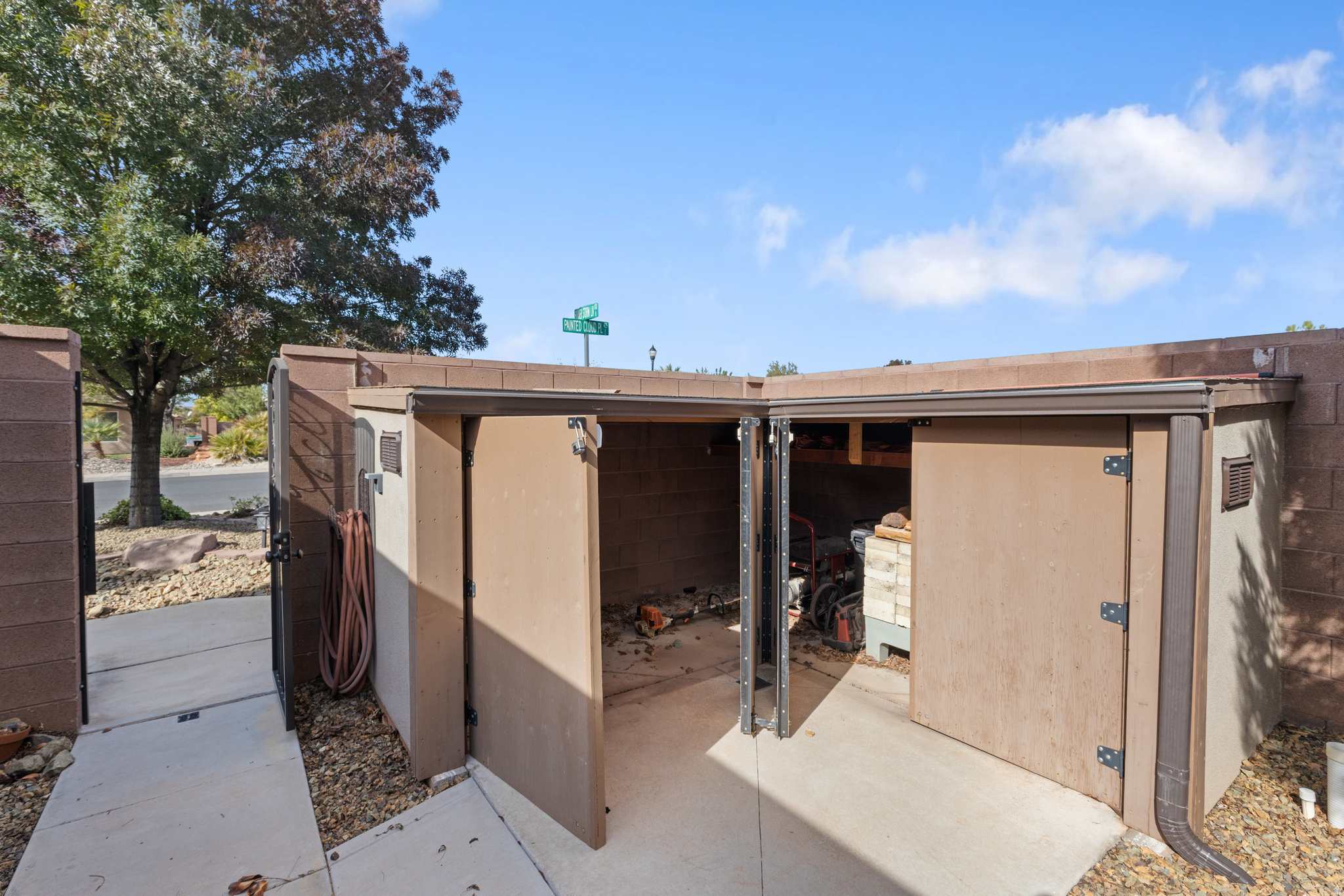 NEW WARM SPRINGS - Residential