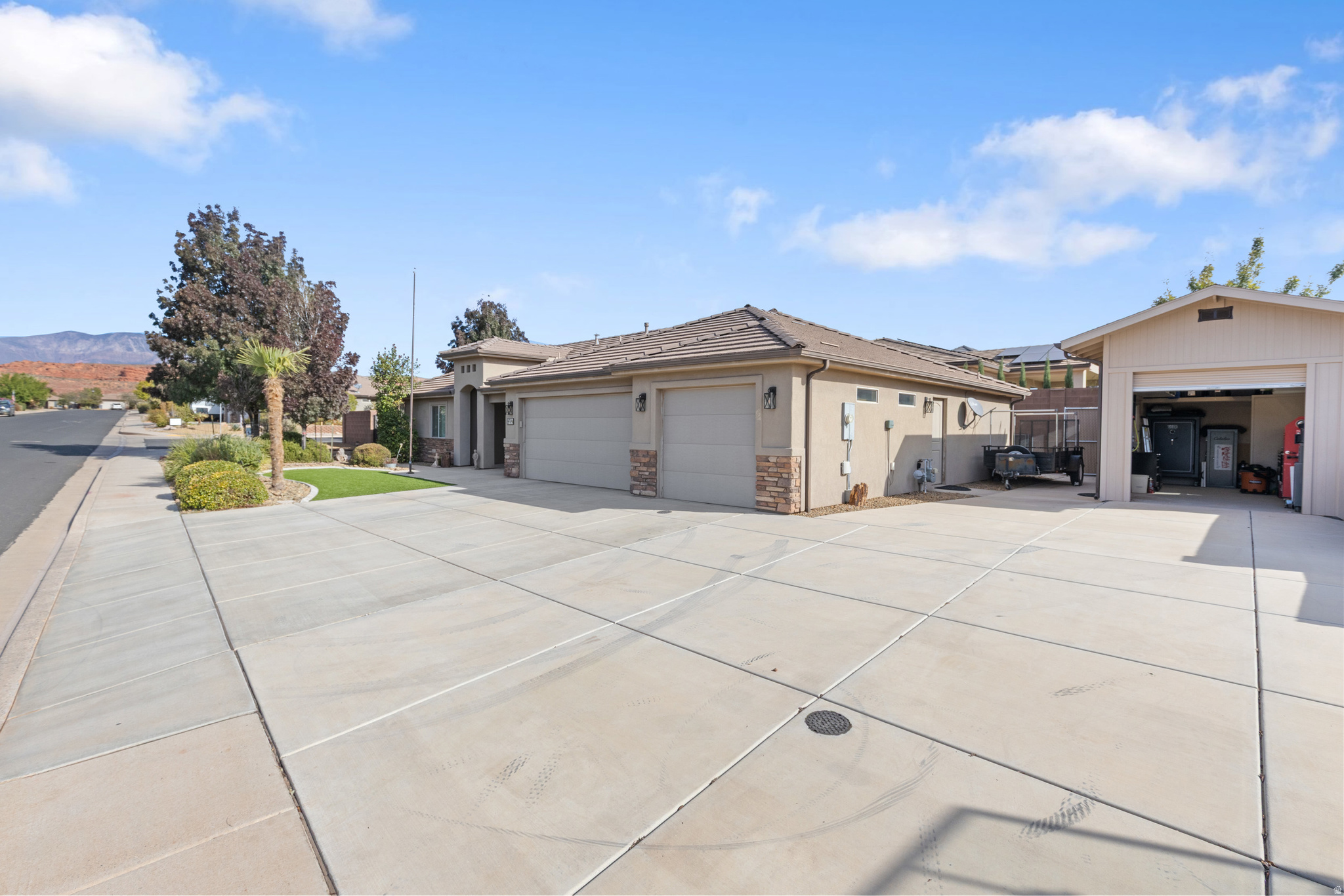 NEW WARM SPRINGS - Residential