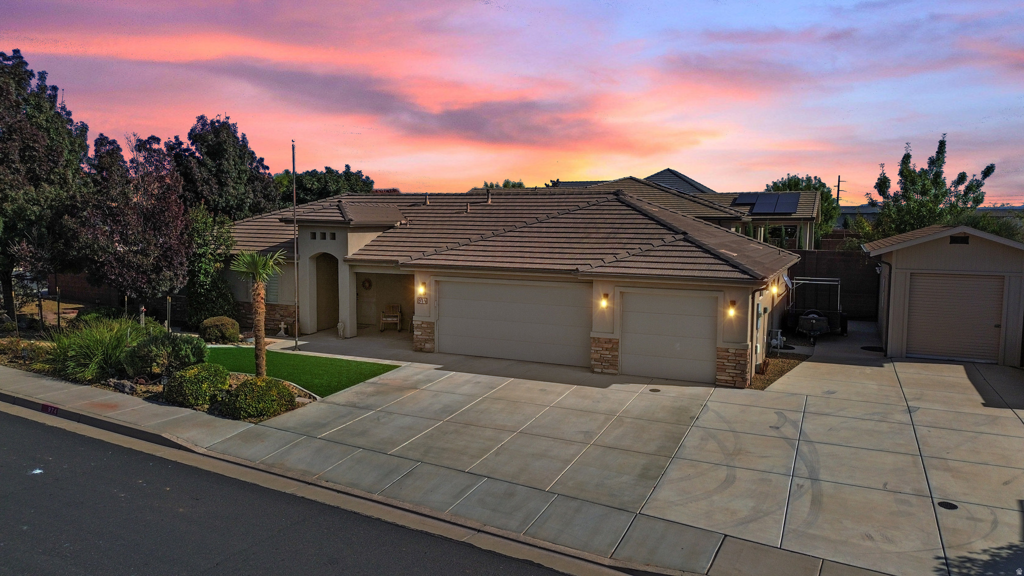 NEW WARM SPRINGS - Residential