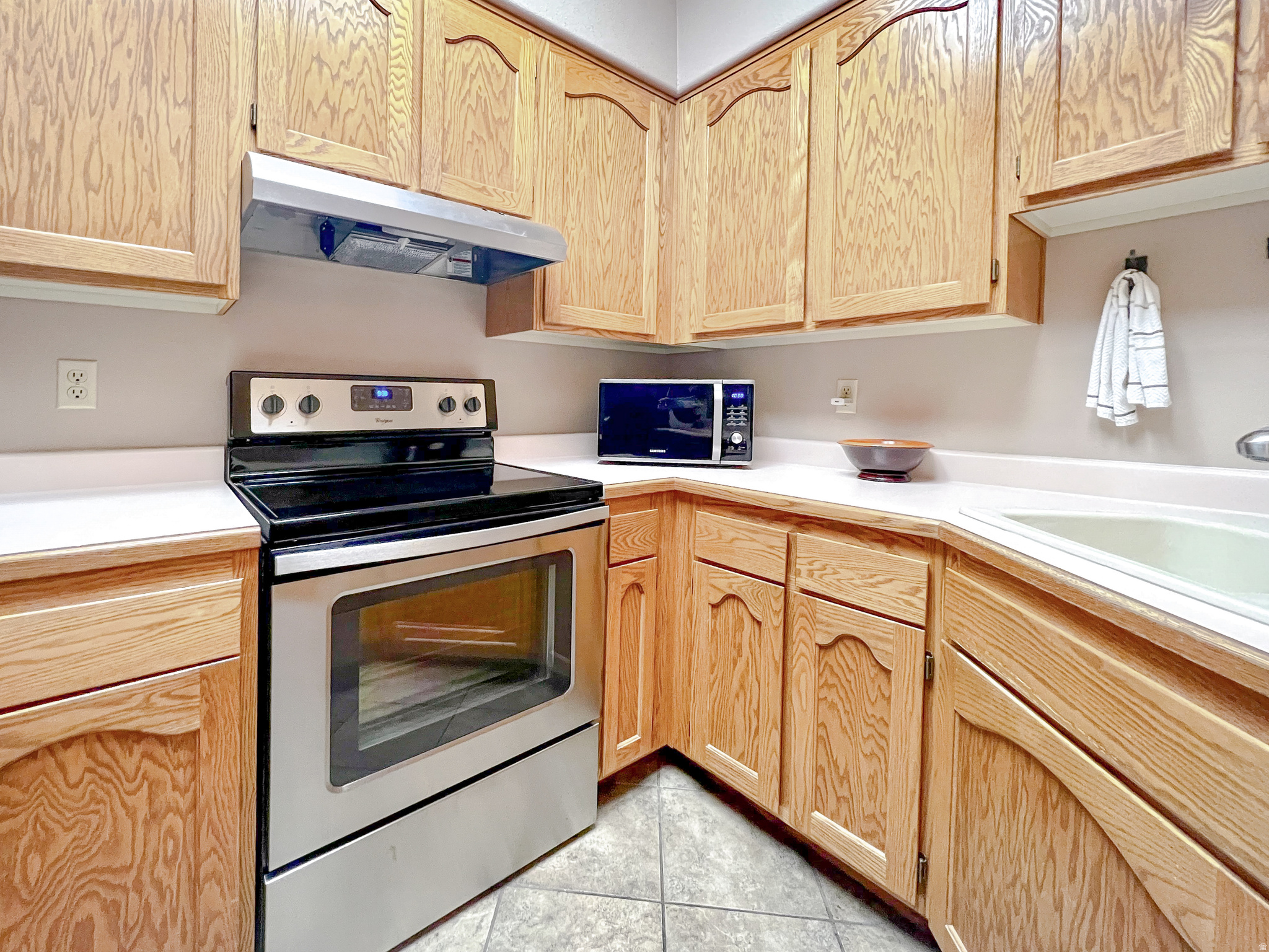 COTTAGES SOUTH - Residential Income