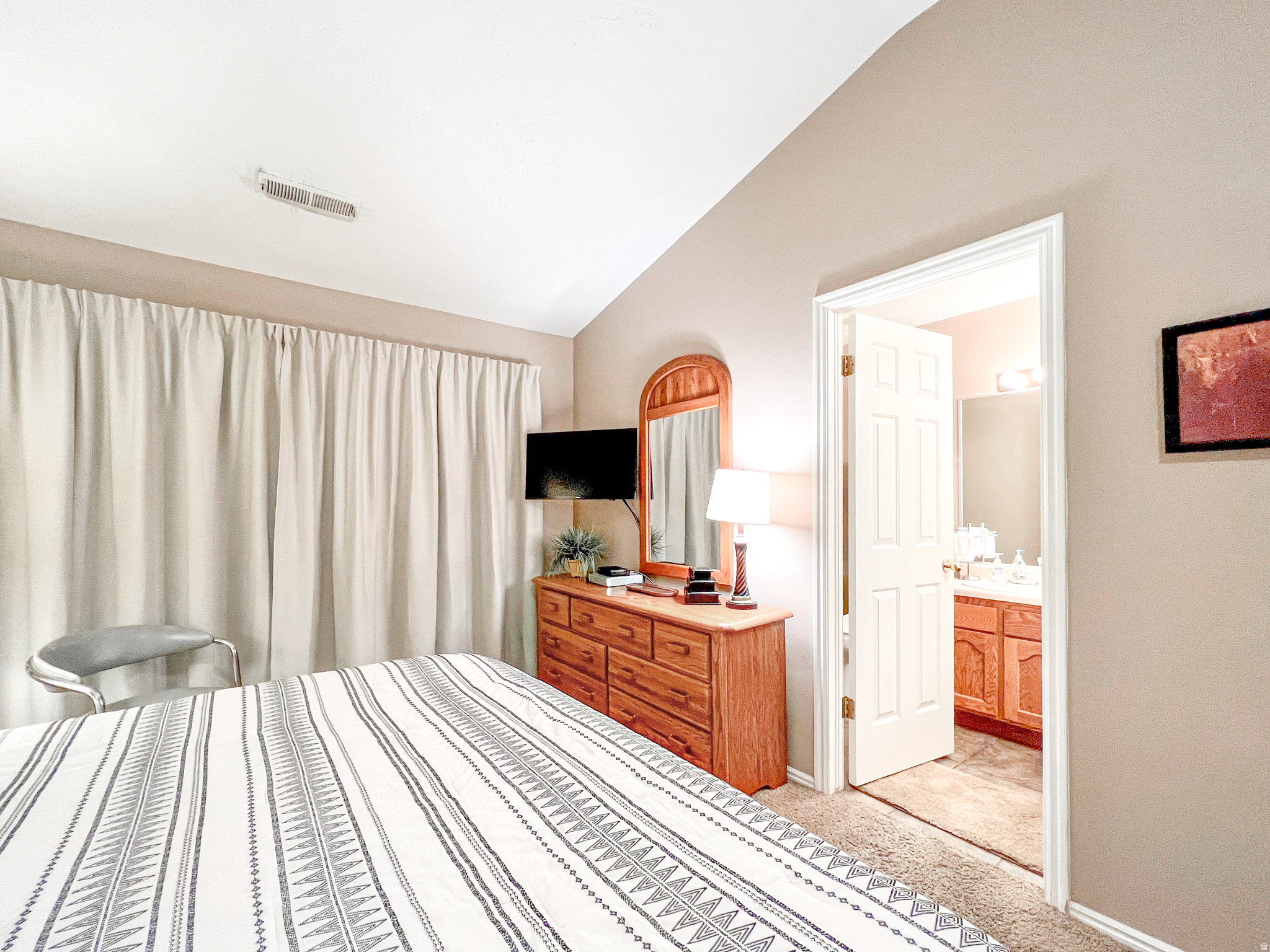 COTTAGES SOUTH - Residential Income